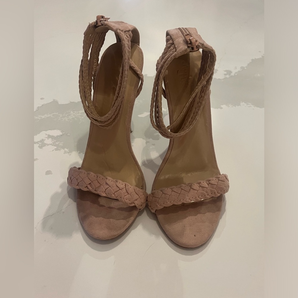 Tan strappy heels - Picture 2 of 2